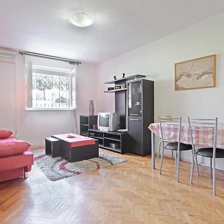 Belvedere Apartment *