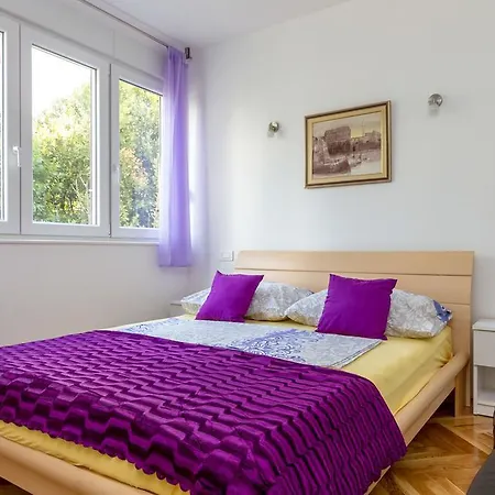 Apartment Belvedere Apartment *